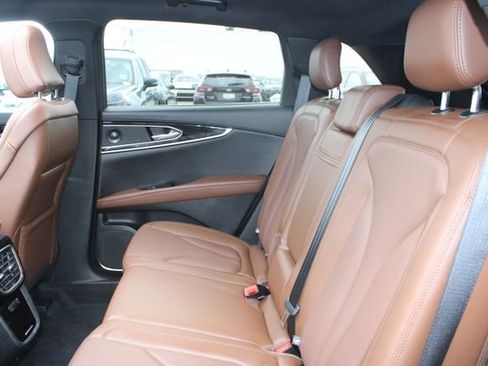 Used 2023 Lincoln Nautilus Reserve w/ Equipment Group 201A AWD/4WD image 37