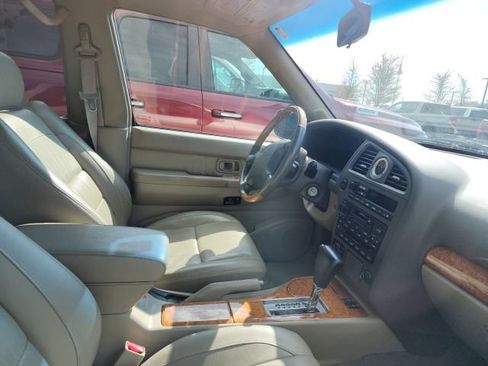 Used 2001 INFINITI QX4 4WD w/ (S02) Sport Pkg image 2