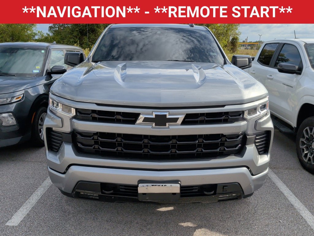 Used 2025 Chevrolet Silverado 1500 RST w/ Texas Edition Plus AWD/4WD image 2