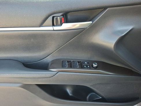 Certified 2022 Toyota Camry XLE w/ Navigation Upgrade Package FWD image 12