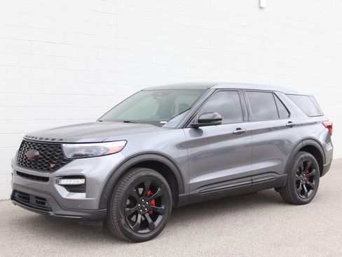 Used 2022 Ford Explorer ST w/ Equipment Group 401A AWD/4WD image 9