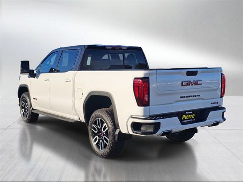 Used 2024 GMC Sierra 1500 AT4 w/ Technology Package image 4
