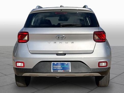 Certified 2026 Hyundai Venue SEL FWD image 5