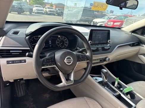 Used 2020 Nissan Altima 2.5 S FWD image 10