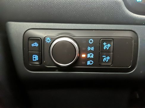 Certified 2022 Ford Maverick XL image 20