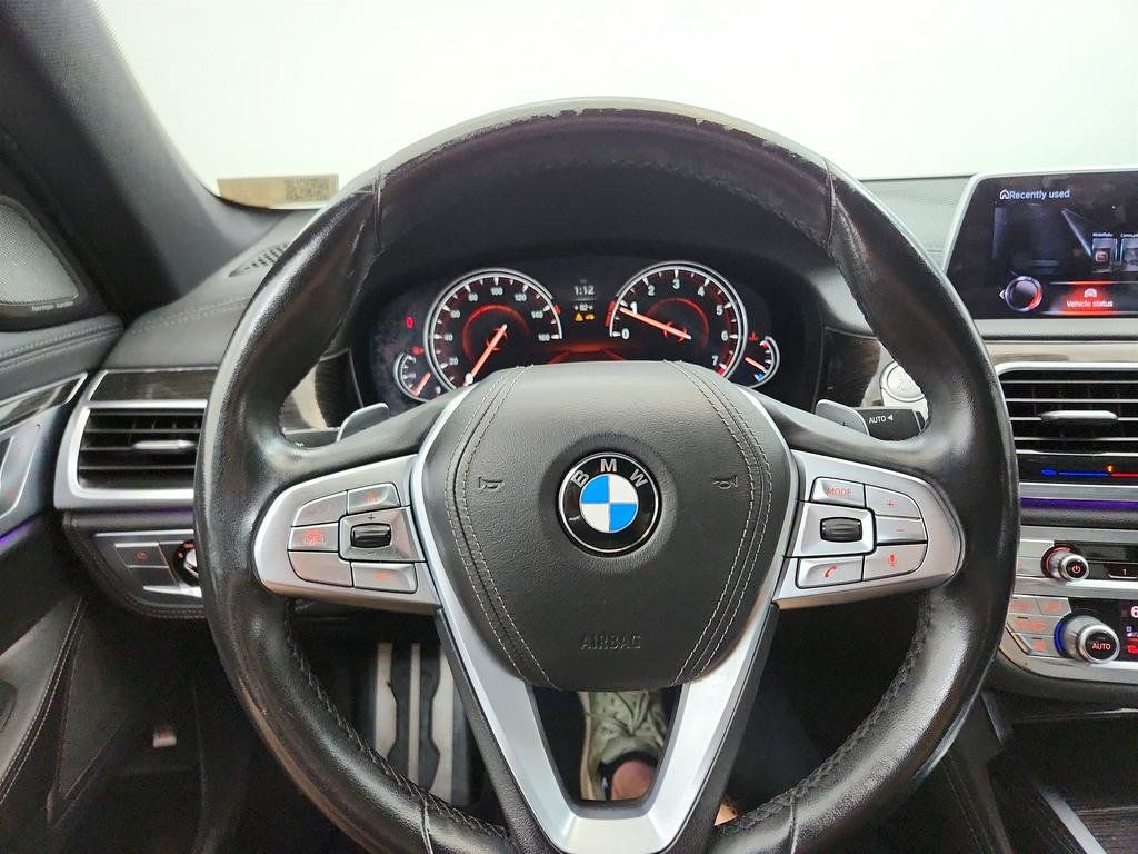 Used 2016 BMW 750i xDrive AWD/4WD image 17