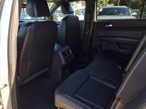 Certified 2022 Volkswagen Atlas Cross Sport SE image 19