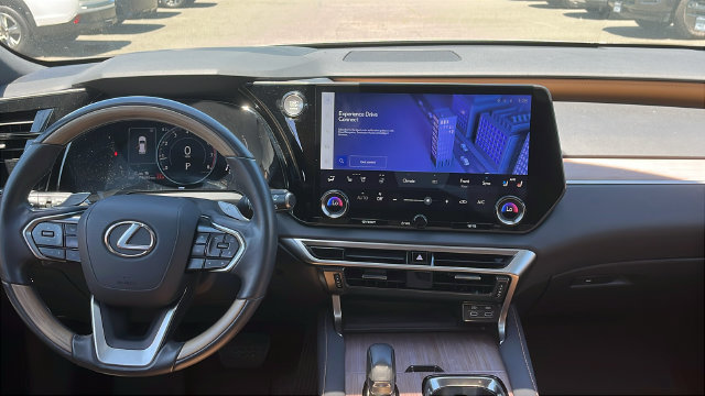 Used 2023 Lexus RX 350 Premium w/ Accessory Package (Z1) AWD/4WD image 24