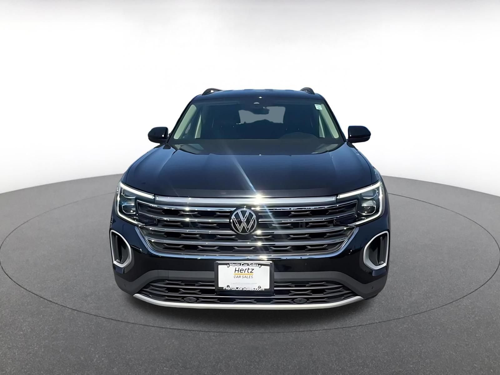 Used 2026 Volkswagen Atlas SE FWD image 4