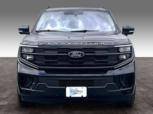 Used 2025 Ford Expedition Max Active AWD/4WD image 27