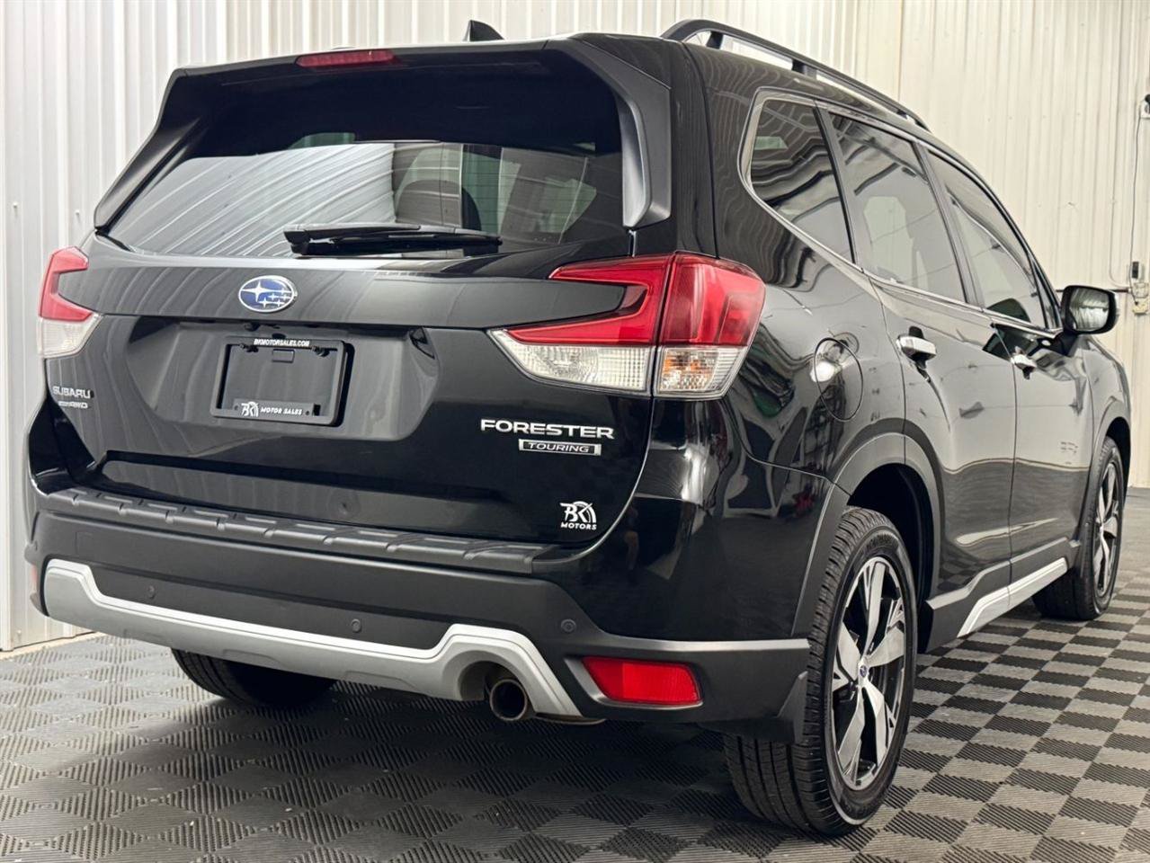 Used 2019 Subaru Forester Touring w/ Popular Package #3 AWD/4WD image 4