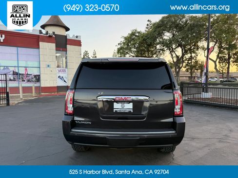 Used 2016 GMC Yukon Denali w/ Open Road Package AWD/4WD image 5
