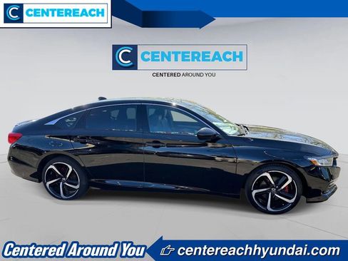 Used 2022 Honda Accord Sport image 3