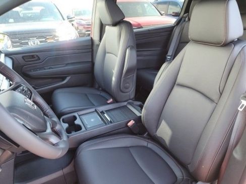 Used 2025 Honda Odyssey Sport-L image 21