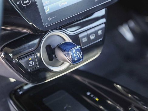 Used 2021 Toyota Prius Prime XLE image 20