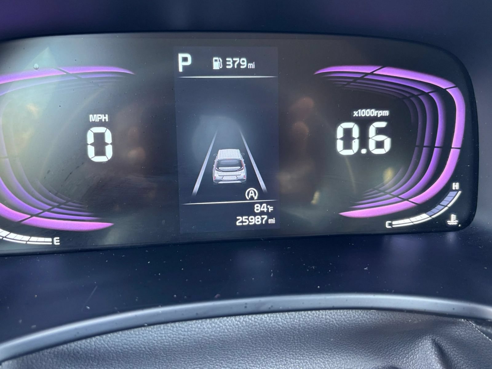 Used 2025 Kia Soul LX w/ LX Technology Package FWD image 37