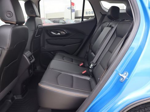 Used 2024 GMC Terrain AT4 w/ LPO, Floor Liner Package image 10