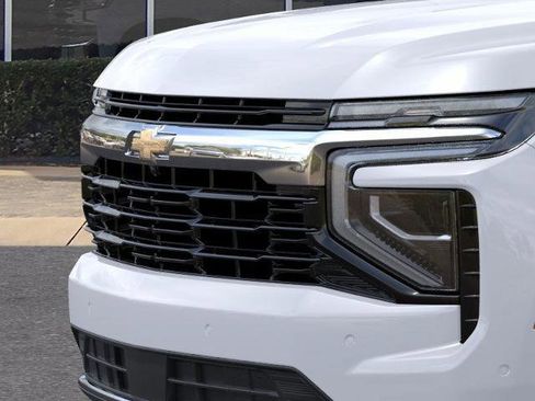 New 2026 Chevrolet Suburban LS image 39