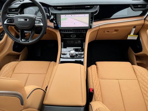 New 2026 Jeep Grand Cherokee L Summit image 10