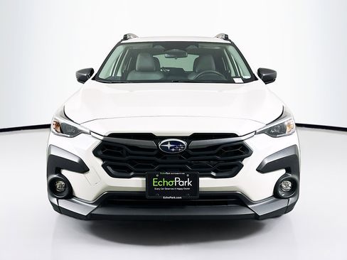 Used 2024 Subaru Crosstrek 2.0i Premium image 2