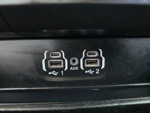 Certified 2021 RAM 1500 Laramie AWD/4WD image 17