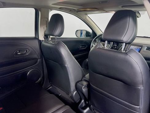 Used 2019 Honda HR-V EX-L image 8