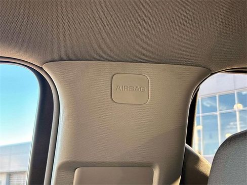 Used 2024 GMC Sierra 2500 SLT image 27