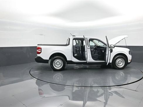 New 2026 Ford Maverick XL image 41