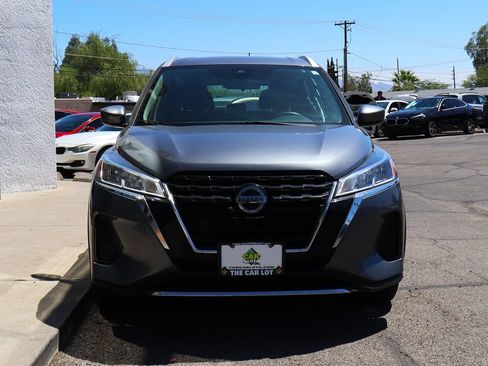 Used 2021 Nissan Kicks SV FWD image 16