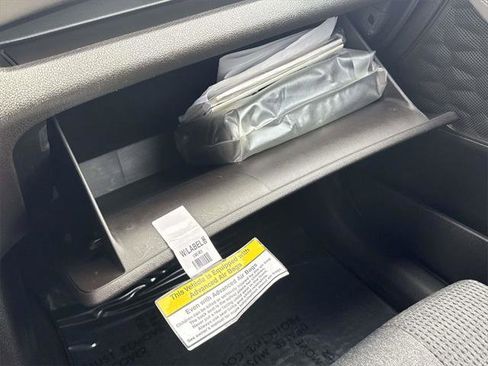 Used 2020 Hyundai Santa Fe SE image 29