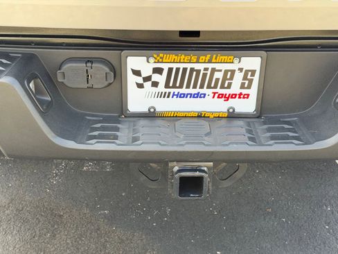 Used 2019 Toyota Tacoma TRD Sport image 31