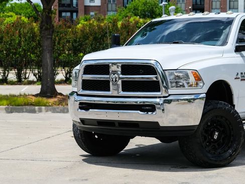 Used 2016 RAM 2500 Tradesman w/ Chrome Appearance Group AWD/4WD image 8