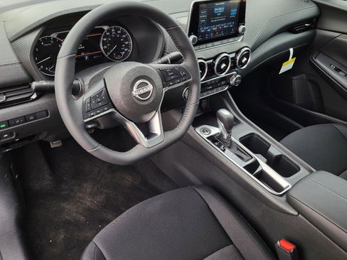 New 2025 Nissan Sentra SV image 11