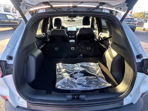 New 2026 Ford Escape ST-Line w/ Tech Pack #1 image 5