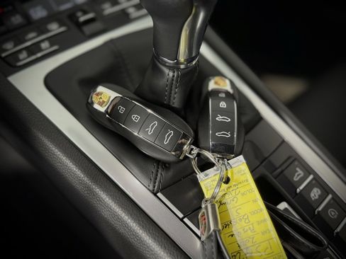 Used 2024 Porsche 718 Boxster S image 30