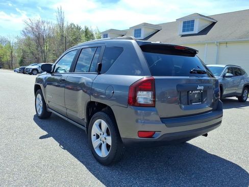 Used 2016 Jeep Compass Sport FWD image 7