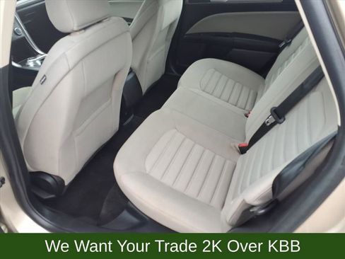 Used 2018 Ford Fusion S image 19