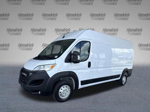 Used 2024 RAM ProMaster 2500 w/ Convenience Group FWD image 4