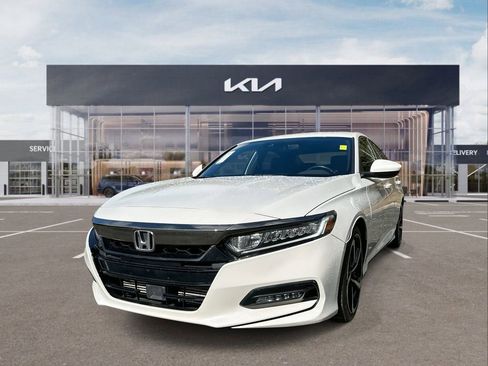 Used 2019 Honda Accord Sport image 4