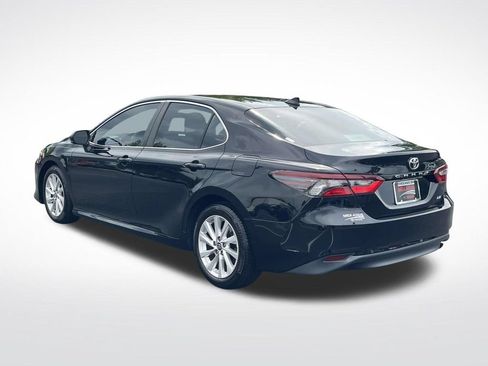 Used 2023 Toyota Camry LE FWD image 4