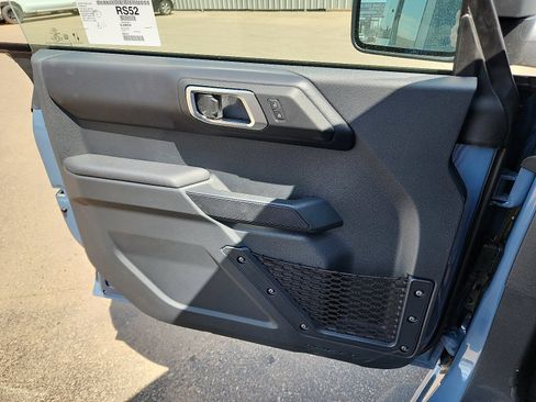 New 2025 Ford Bronco Badlands image 13