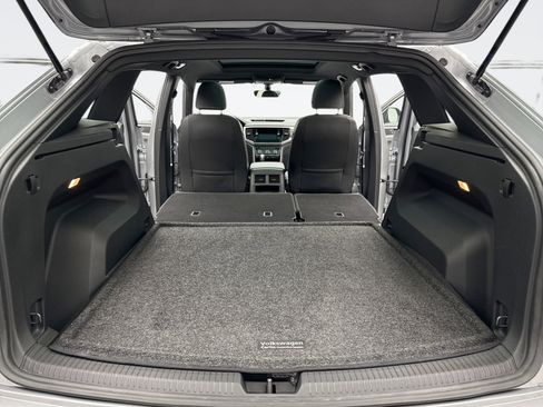 Used 2022 Volkswagen Atlas Cross Sport SE image 23