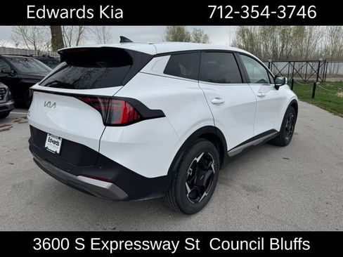 New 2026 Kia Sportage EX FWD image 6
