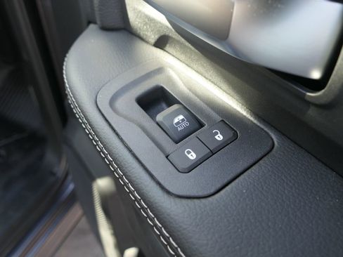 New 2026 RAM 5500 4x4 Crew Cab image 23