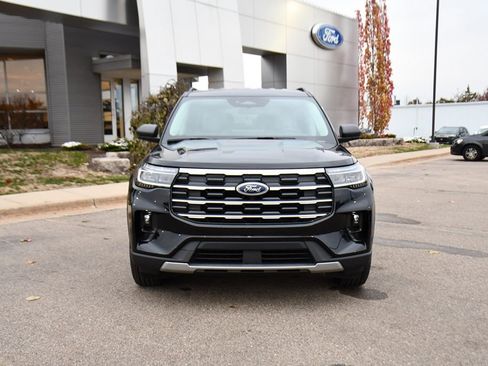 Used 2026 Ford Explorer Active w/ Active Comfort Package image 10