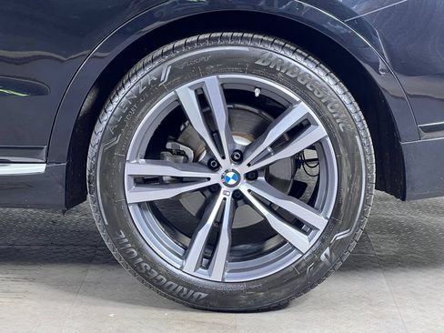 Used 2020 BMW X7 xDrive40i w/ M Sport Package AWD/4WD image 12
