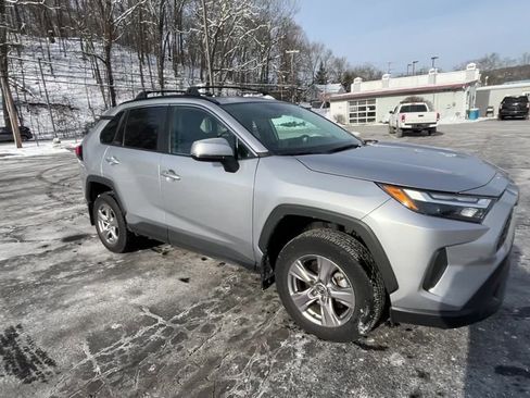 Certified 2024 Toyota RAV4 XLE image 7