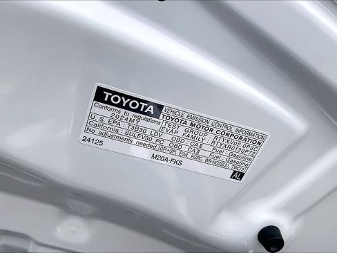 Used 2024 Toyota Corolla SE w/ SE Package FWD image 30