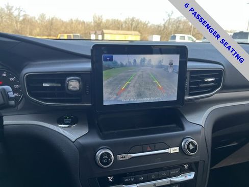 Used 2020 Ford Explorer XLT w/ Equipment Group 202A image 16