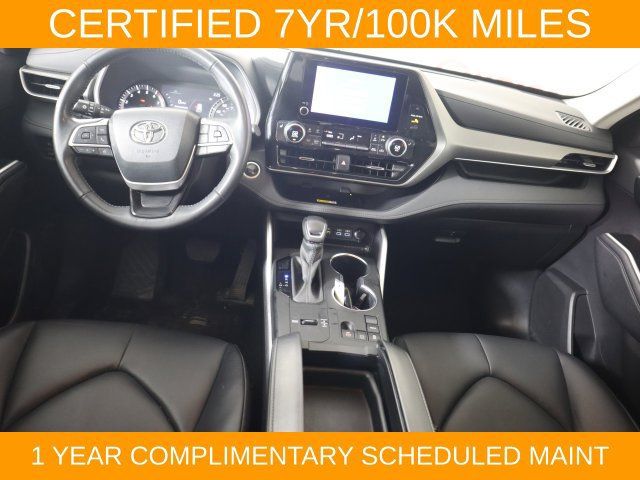 Used 2024 Toyota Highlander XLE FWD image 31
